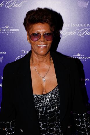 The Life And Legacy Of Dionne Warwick: A Comprehensive Biography - Image 1